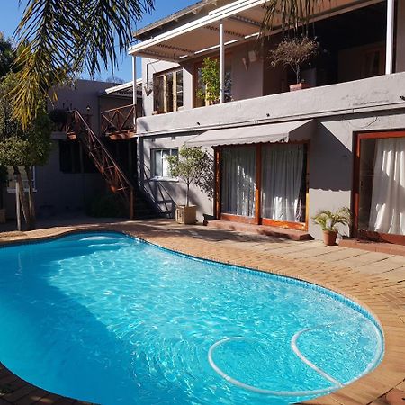 Hotel Mi Casa Su Casa à Randburg Extérieur photo